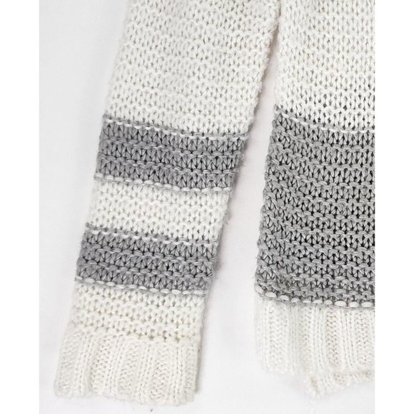 Aeropostale Sweater Womens Small Gray White Striped Casual Preppy Open Knit Top - Picture 9 of 10